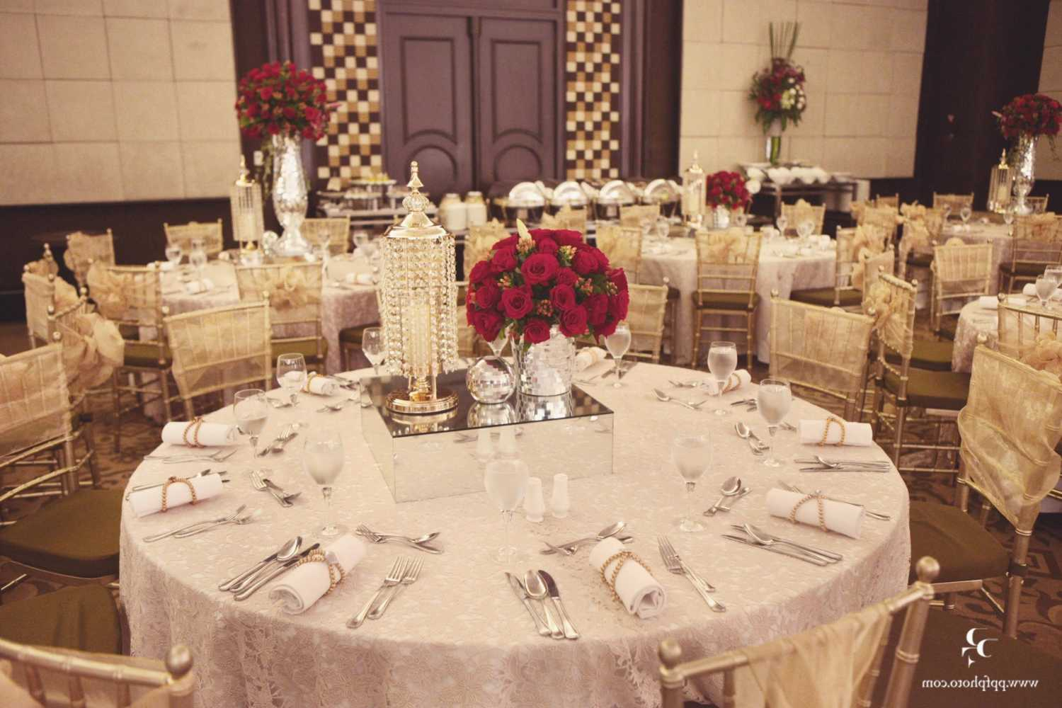Amazing Image of Wedding Decor Gold